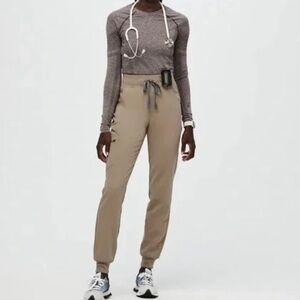 Figs jogger scrub pants